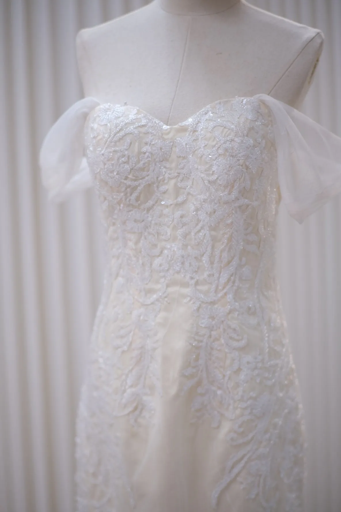 BG-WED-AME-10027 WEDDING GOWN PREMIUM FULL BEADED SIZE S BUST 80-84 WAIST 66-68 HIPS 96