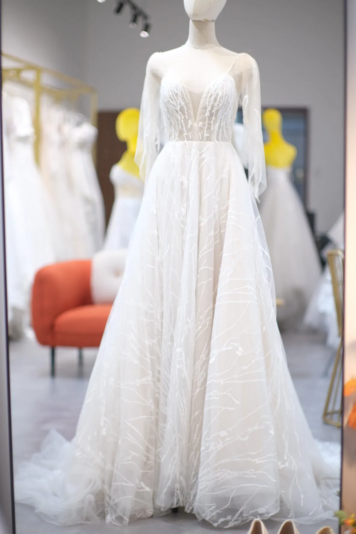 BG-WED-AME-10036 WEDDING GOWN LUX FABRIC, FULL FABRIC LACE SIZE S BUST 80-84 WAIST 66-68 HIPS 96