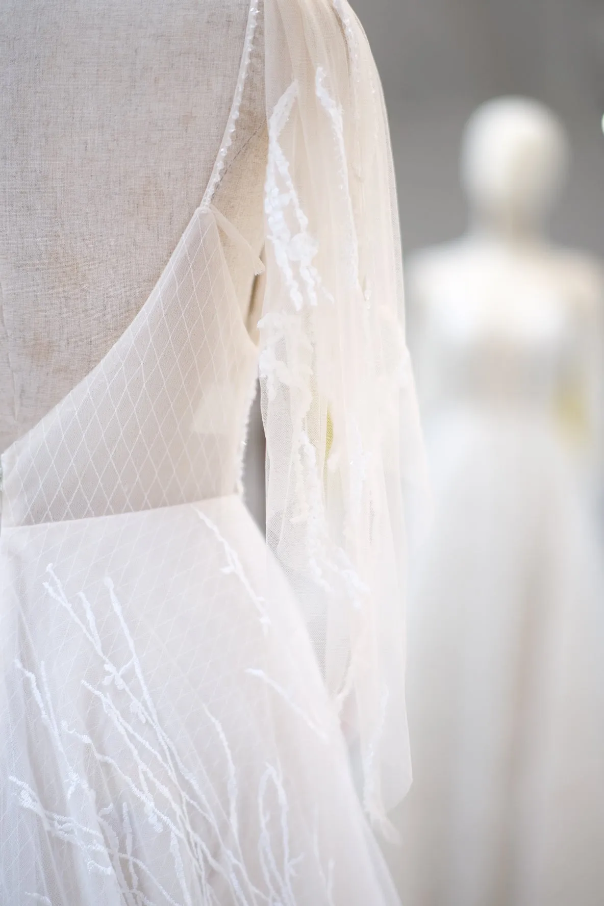 BG-WED-AME-10036 WEDDING GOWN LUX FABRIC, FULL FABRIC LACE SIZE S BUST 80-84 WAIST 66-68 HIPS 96