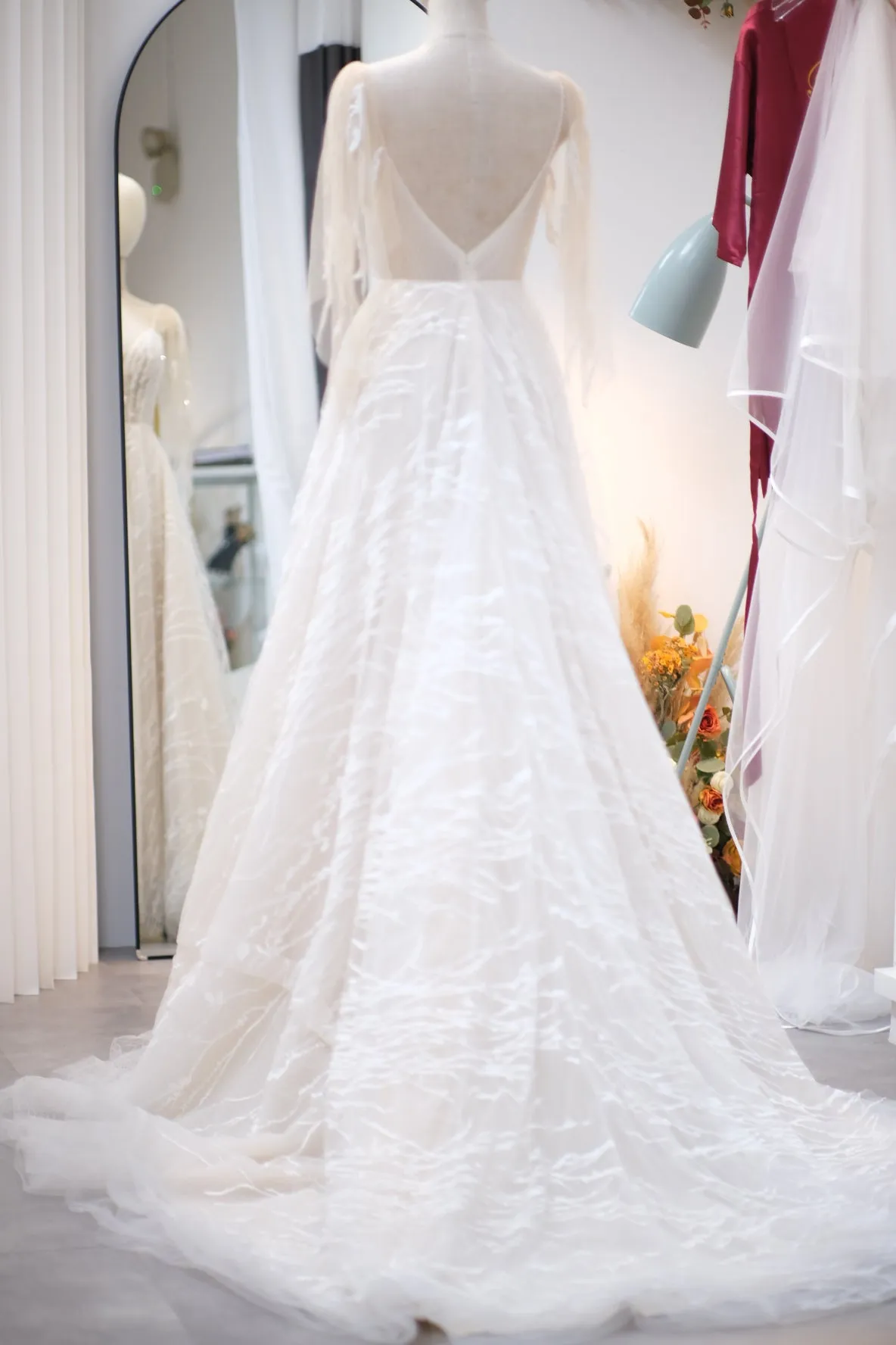 BG-WED-AME-10036 WEDDING GOWN LUX FABRIC, FULL FABRIC LACE SIZE S BUST 80-84 WAIST 66-68 HIPS 96