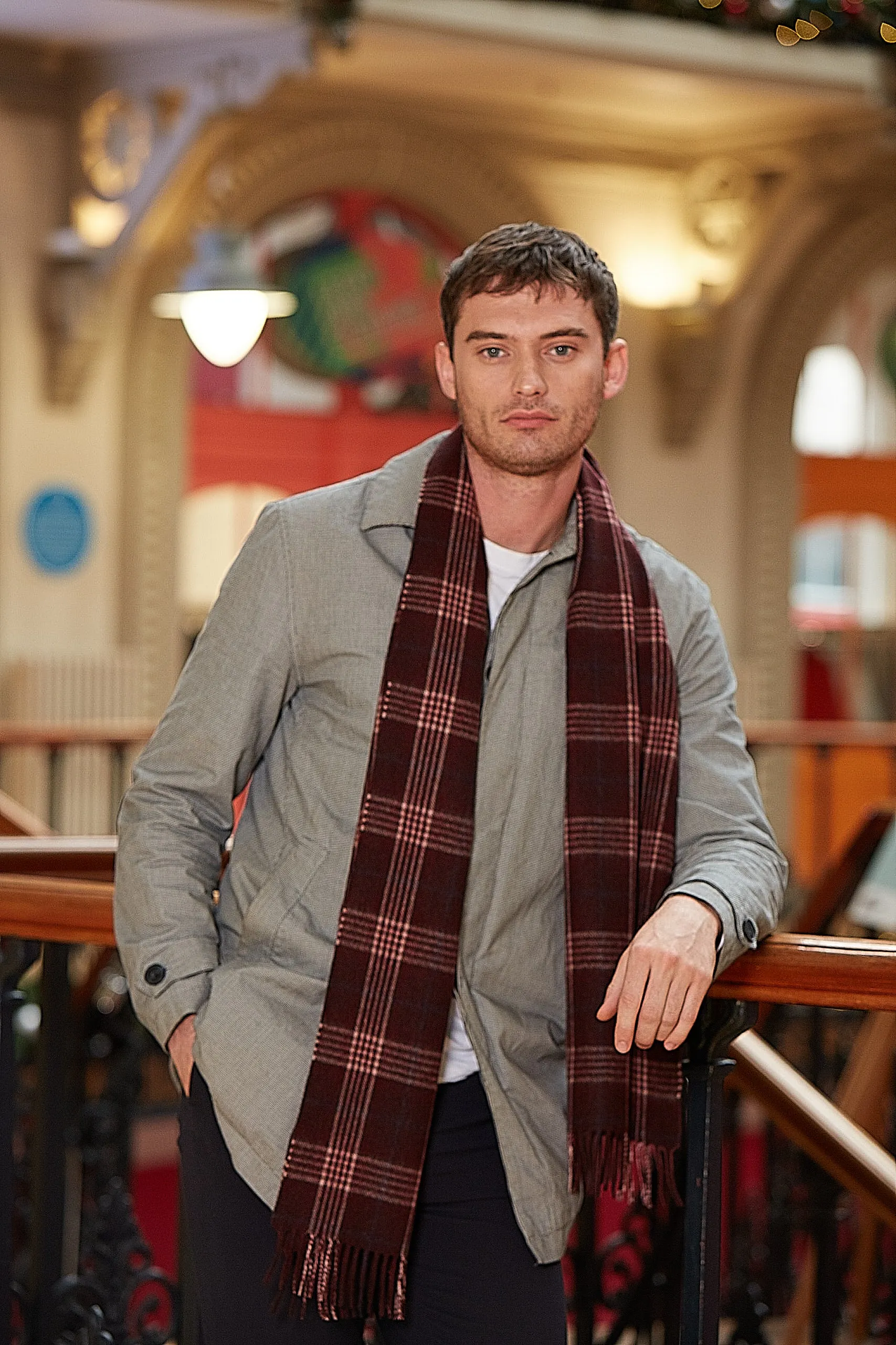 Joshua Ellis - Traditional Check Cashmere Scarf Bourgogne
